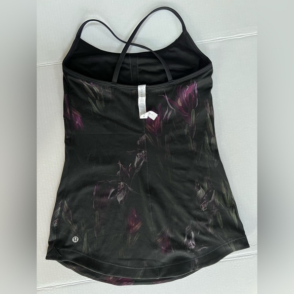 LULULEMON Women’s Midnight Iris Black Floral Atma Tank Size 4 - Picture 8 of 8